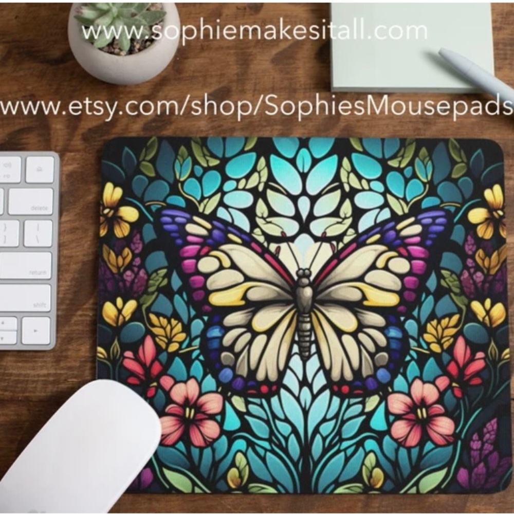 Custom made mouse pad